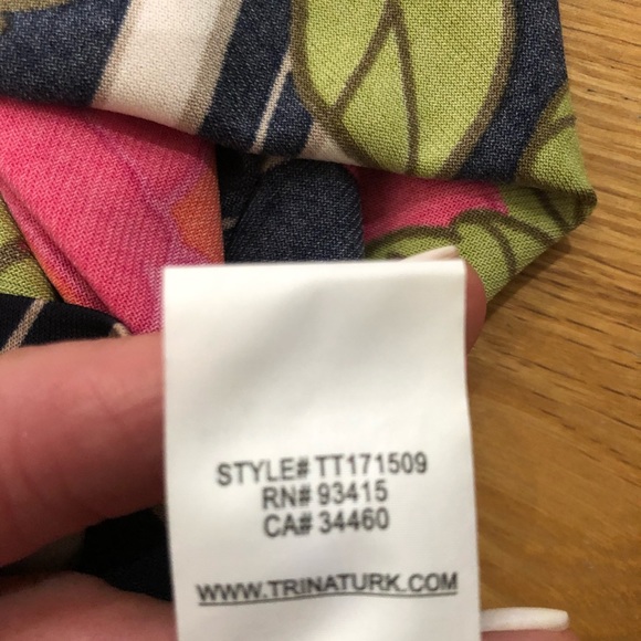 Trina Turk Tina Reversible Bodycon Dress NWT Small - Picture 12 of 12